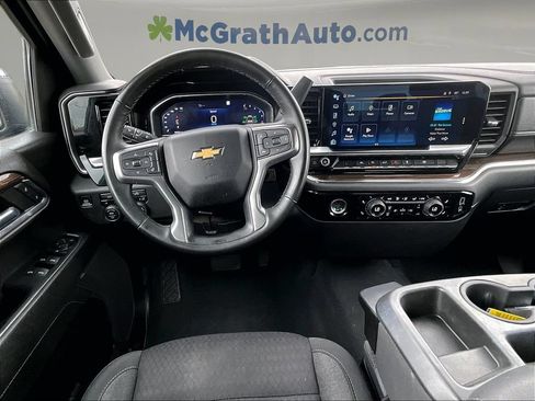 Used 2023 Chevrolet Silverado 1500 LT AWD/4WD image 10