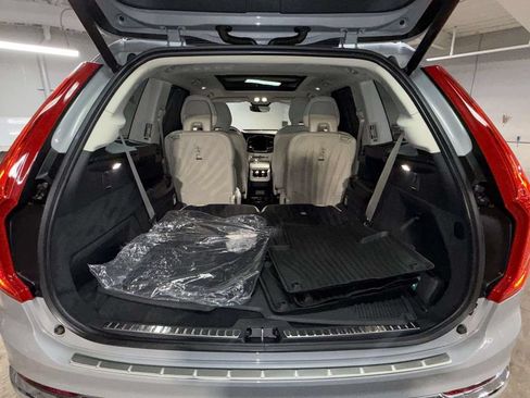 Used 2024 Volvo XC90 B6 Ultimate w/ Protection Package Premier AWD/4WD image 16