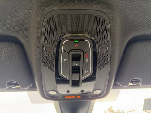 Used 2022 Audi Q7 3.0T Premium Plus image 22