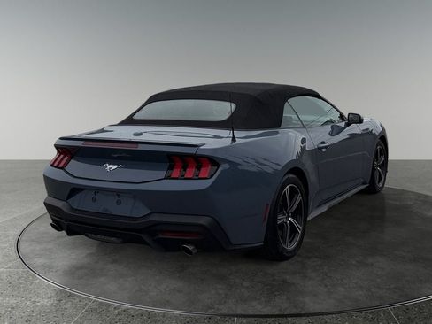 Used 2025 Ford Mustang Premium RWD image 9