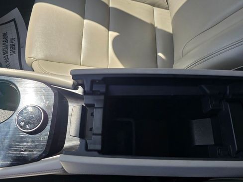 Used 2021 Nissan Rogue SL AWD/4WD image 25
