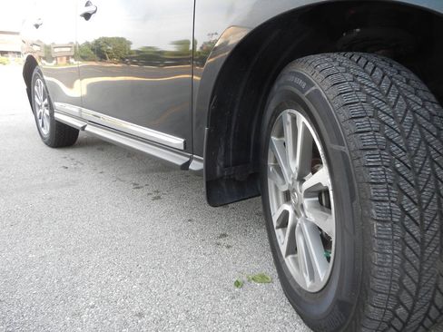 Used 2014 Nissan Pathfinder SL w/ SL Premium Package AWD/4WD image 22