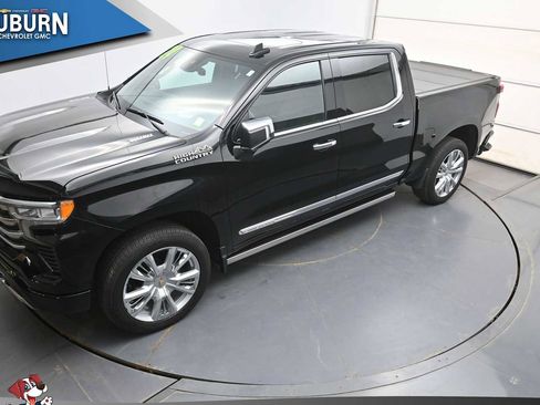 Used 2024 Chevrolet Silverado 1500 High Country w/ High Country Premium Package image 26