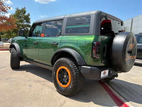 Used 2024 Ford Bronco Wildtrak AWD/4WD image 8