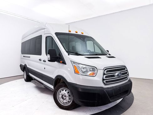 Used 2019 Ford Transit 350 XLT RWD image 1