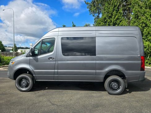 New 2026 Mercedes-Benz Sprinter 2500 image 3