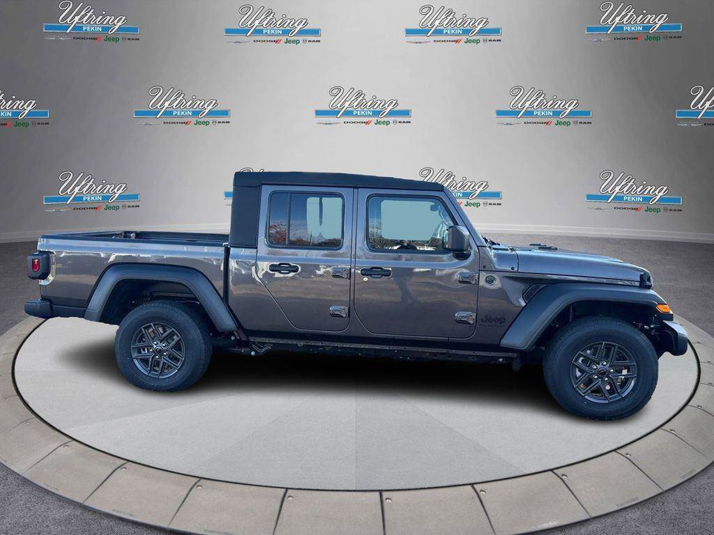 New 2026 Jeep Gladiator Sport AWD/4WD image 2