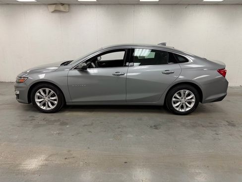Used 2023 Chevrolet Malibu LT image 2