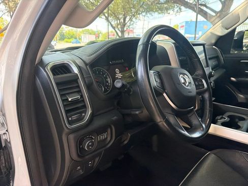 Used 2022 RAM 1500 Laramie AWD/4WD image 14