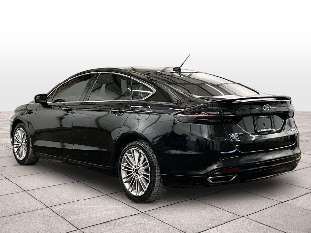 Used 2015 Ford Fusion SE w/ Equipment Group 202A FWD image 11