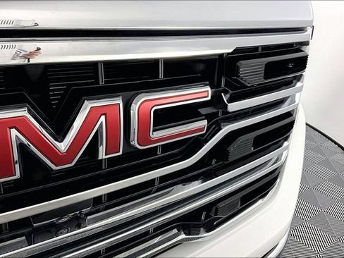 Used 2025 GMC Sierra 1500 SLT w/ SLT Premium Plus Package AWD/4WD image 31