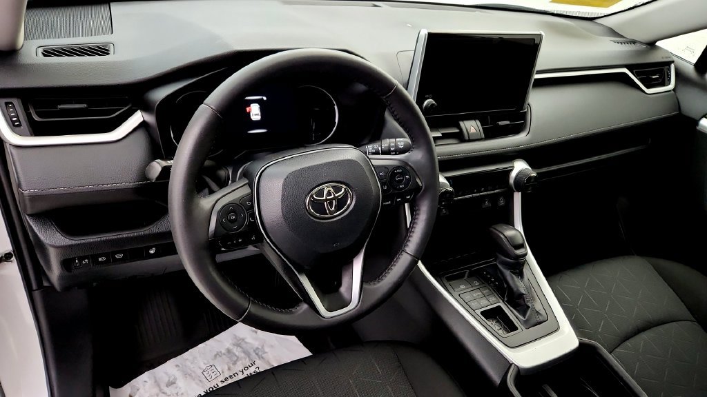 Used 2023 Toyota RAV4 XLE w/ Convenience Package AWD/4WD image 24