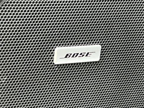 Used 2023 Chevrolet Traverse RS image 18