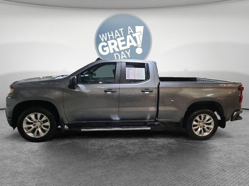 Used 2020 Chevrolet Silverado 1500 Custom w/ Custom Convenience Package image 7