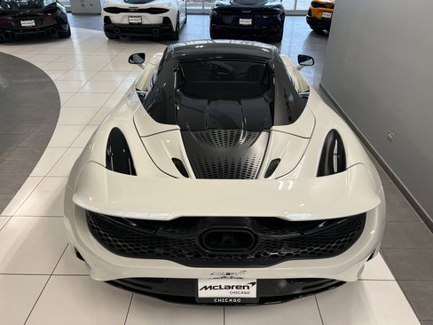 Used 2024 McLaren 750S Spider image 19