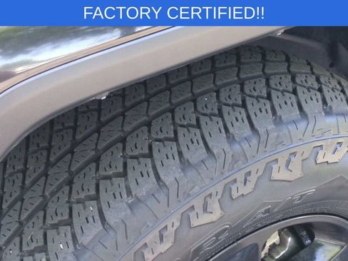 Used 2022 Jeep Wrangler Unlimited Sahara AWD/4WD image 11
