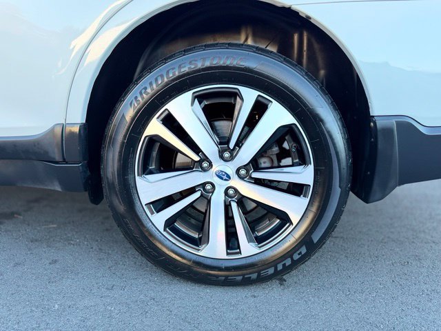 Used 2019 Subaru Outback 2.5i Limited AWD/4WD image 31