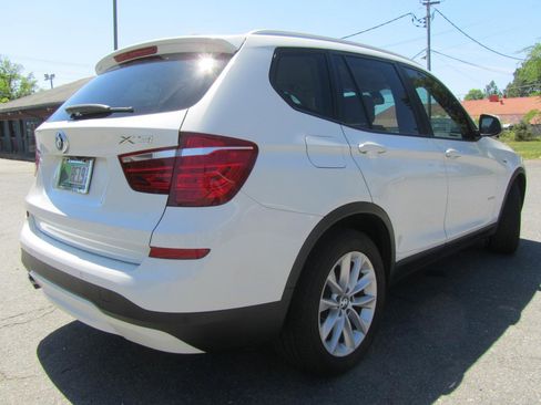 Used 2017 BMW X3 xDrive28i image 10
