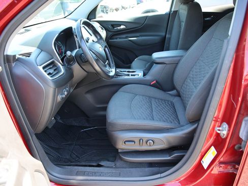 Used 2020 Chevrolet Equinox LT AWD/4WD image 18