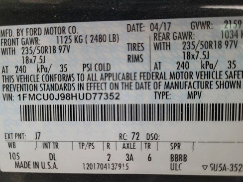 Used 2017 Ford Escape Titanium image 33