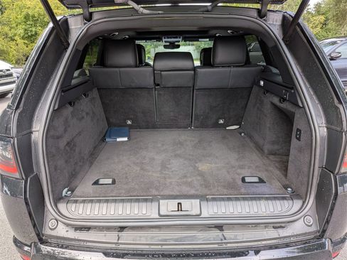 Used 2022 Land Rover Range Rover Sport HSE Silver Edition image 34