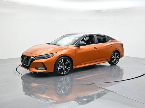 Used 2023 Nissan Sentra SR w/ SR Premium Package image 5