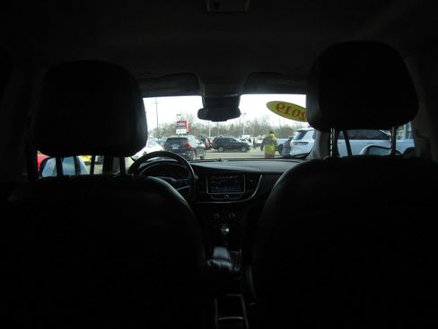 Used 2019 Buick Encore Sport Touring w/ Safety Package image 12