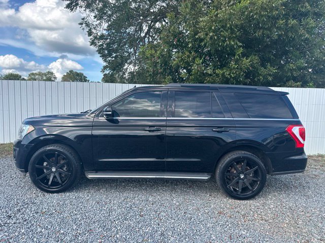 Used 2018 Ford Expedition XLT w/ Equipment Group 202A RWD image 2