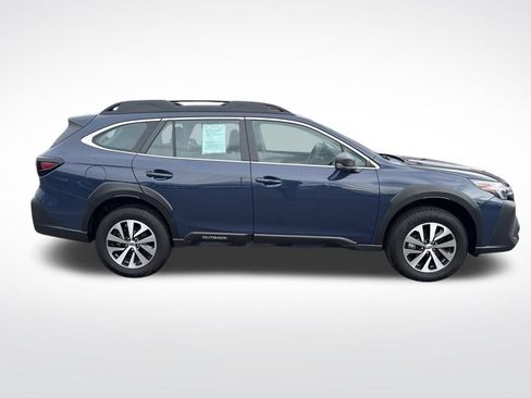 Certified 2025 Subaru Outback image 8