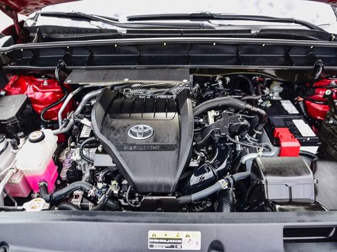 Used 2023 Toyota Highlander Platinum image 33