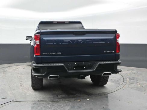 Used 2021 Chevrolet Silverado 1500 Custom Trail Boss AWD/4WD image 11