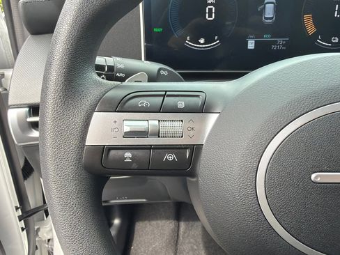 Certified 2025 Hyundai Tucson Blue AWD/4WD image 25