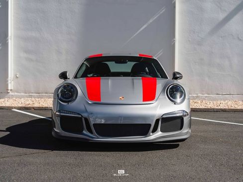 Used 2016 Porsche 911 R RWD image 9