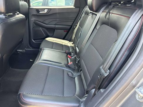 Used 2024 Ford Escape ST-Line FWD image 10
