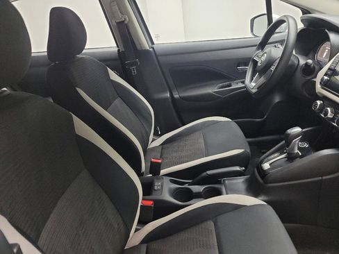 Used 2021 Nissan Versa SV image 21