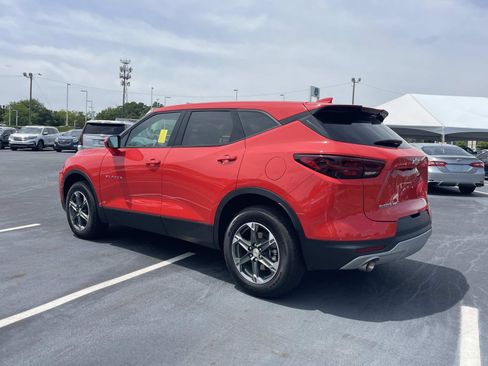 Used 2025 Chevrolet Blazer LT AWD/4WD image 4