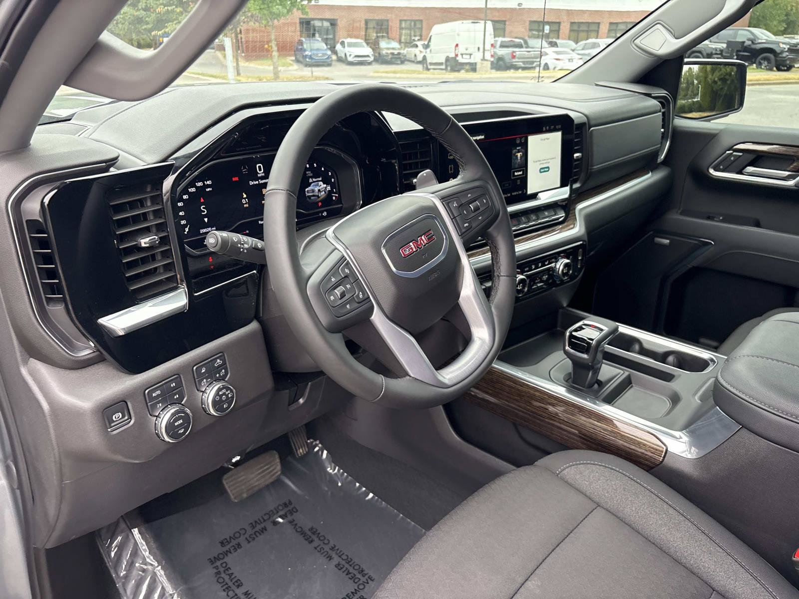 Used 2025 GMC Sierra 1500 Elevation w/ Preferred Package AWD/4WD image 16