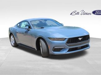 New 2026 Ford Mustang Coupe RWD video 2