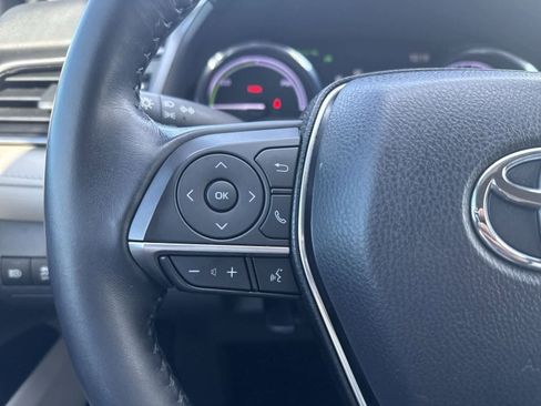 Used 2019 Toyota Camry XLE image 25