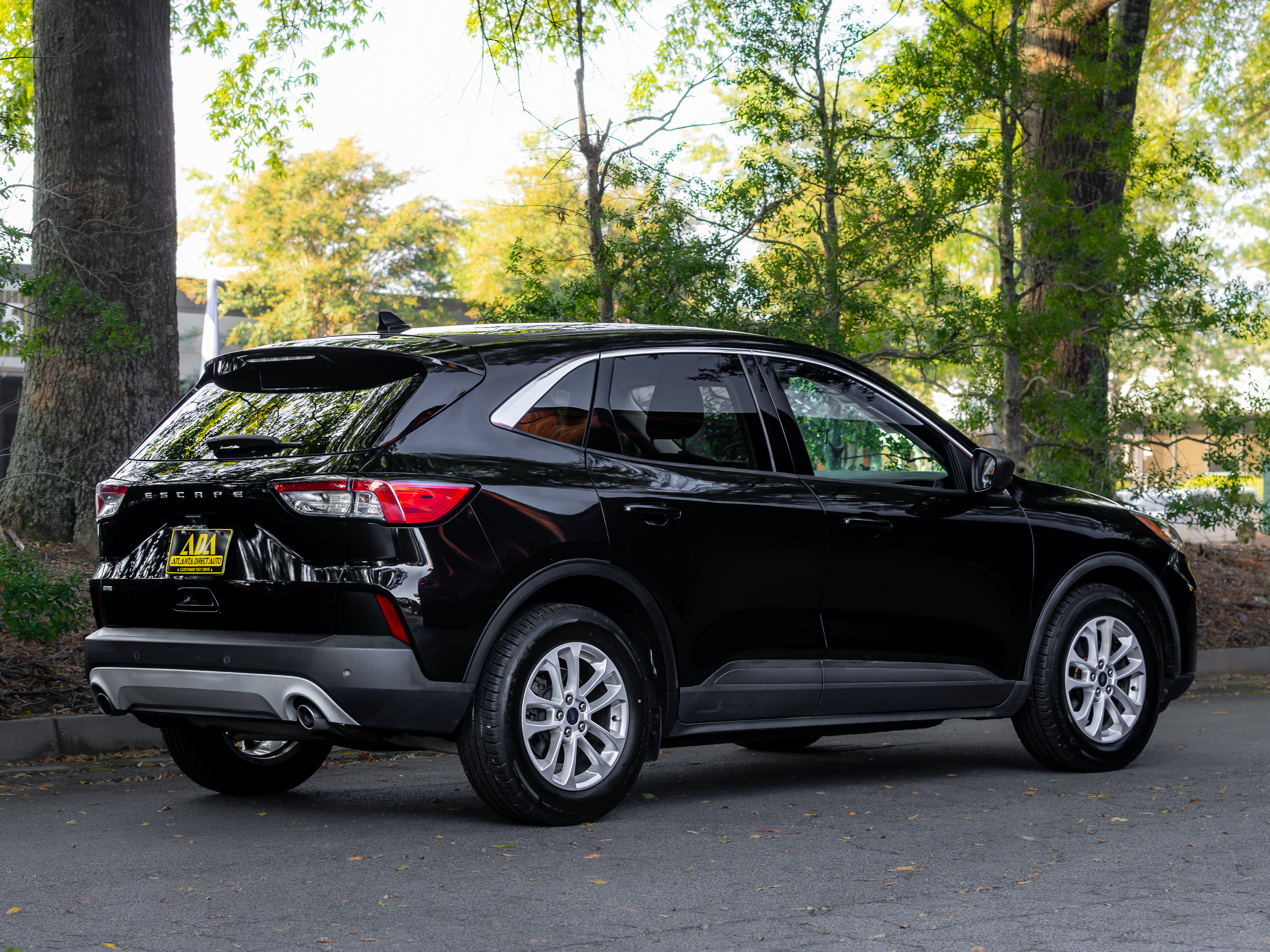 Used 2022 Ford Escape SE FWD image 47