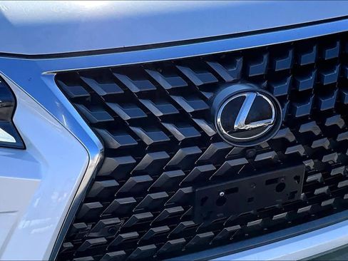 Used 2020 Lexus GX 460 Luxury w/ Off Road Package image 30