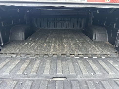 Used 2022 GMC Sierra 1500 Denali AWD/4WD image 29