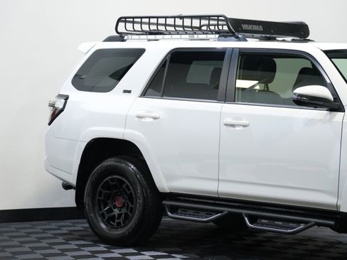 Used 2022 Toyota 4Runner SR5 Premium w/ 4Runner Black Package (TMS) image 14