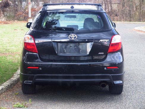 Used 2010 Toyota Matrix S image 17