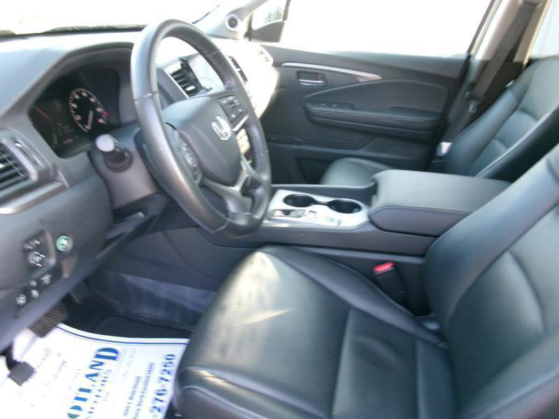 Used 2025 Honda Ridgeline RTL image 13
