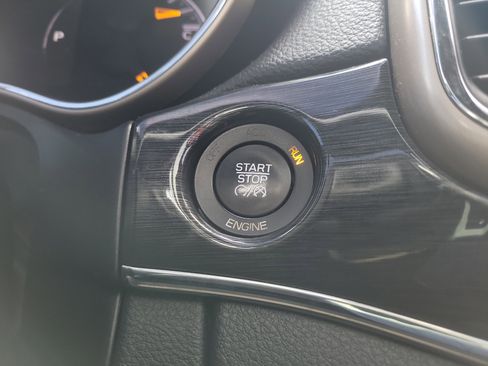 Used 2016 Jeep Grand Cherokee Limited 75th Anniversary image 26