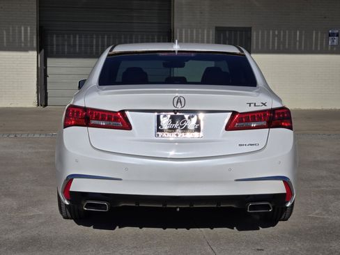 Used 2018 Acura TLX V6 SH-AWD w/ Advance Package image 8