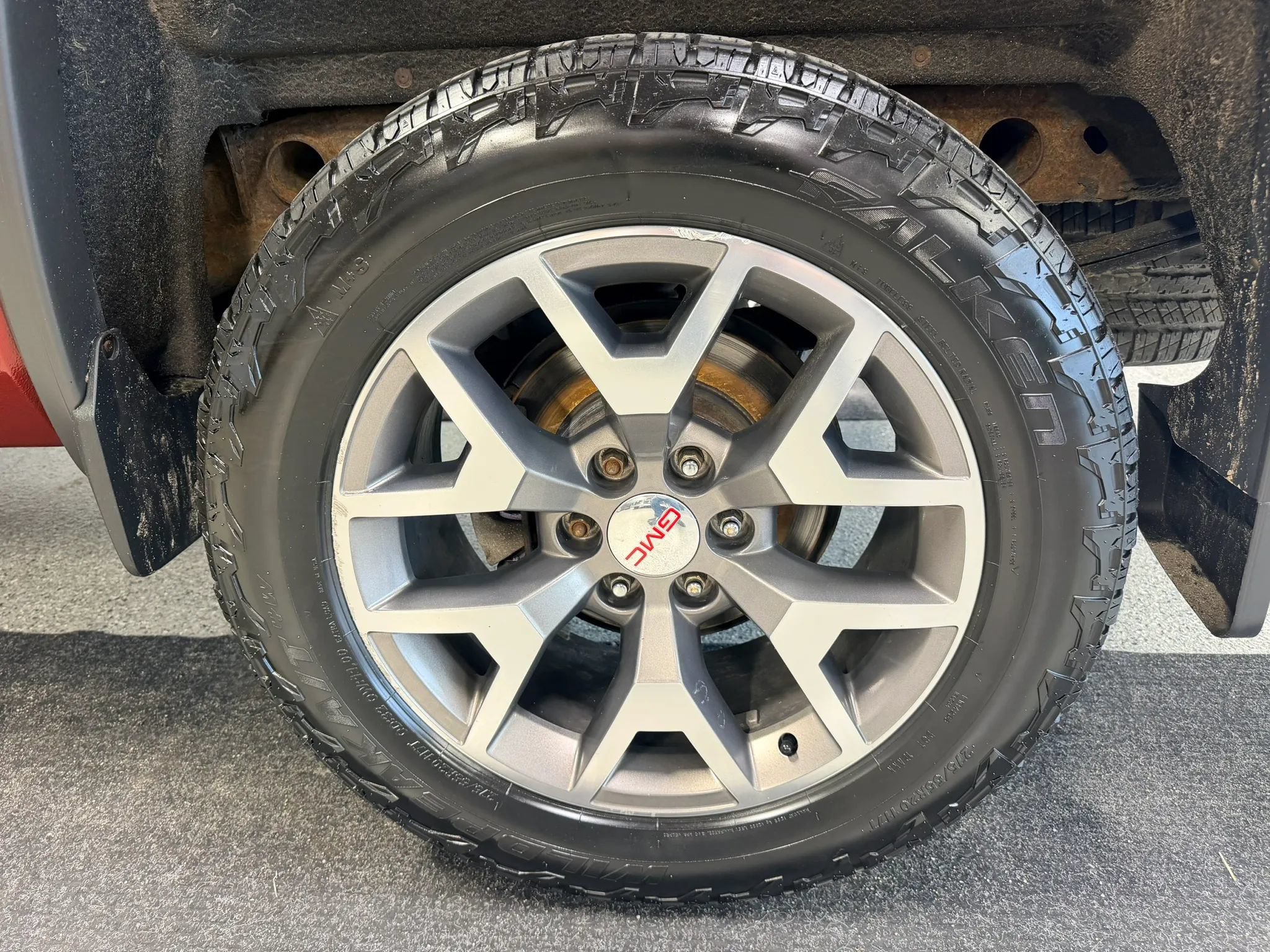 Used 2017 GMC Sierra 1500 SLT w/ All-Terrain Package AWD/4WD image 18