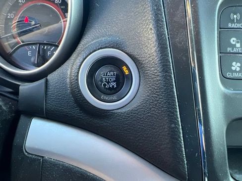Used 2013 Dodge Journey SXT FWD image 23
