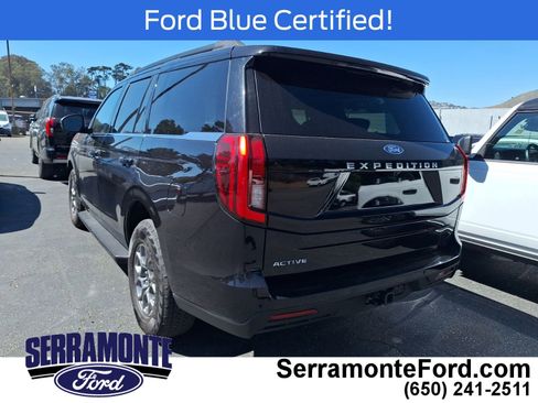 Used 2025 Ford Expedition Active AWD/4WD image 8